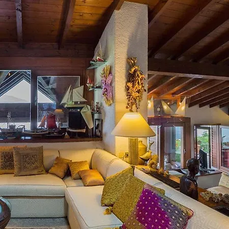 Villa Laveno-mombello Sleeps 9 With Pool And Air Con *